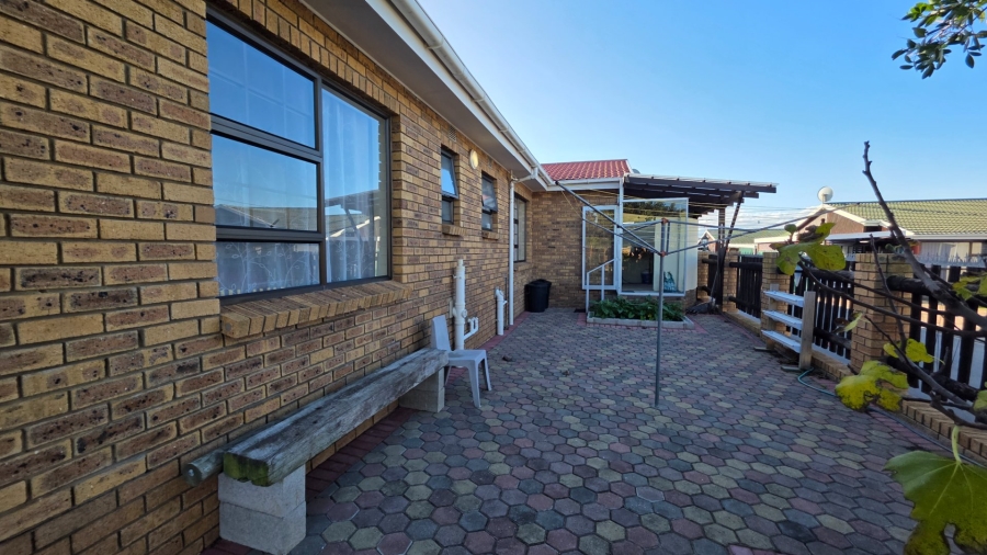 2 Bedroom Property for Sale in Fonteine Park Western Cape